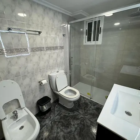 Barbastro Apartment *